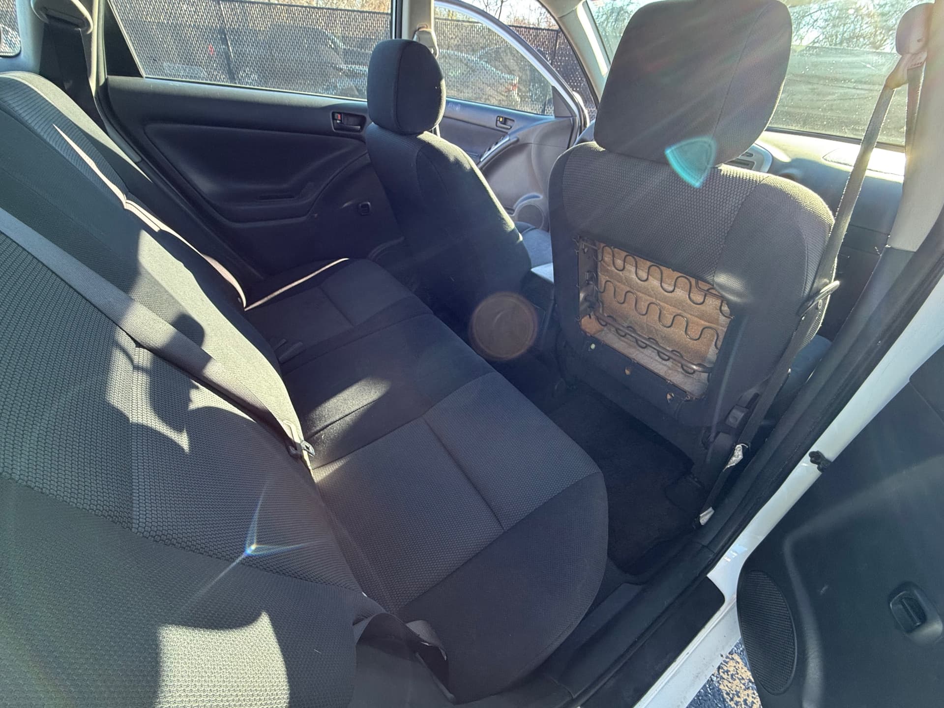 2005 Pontiac Vibe 11