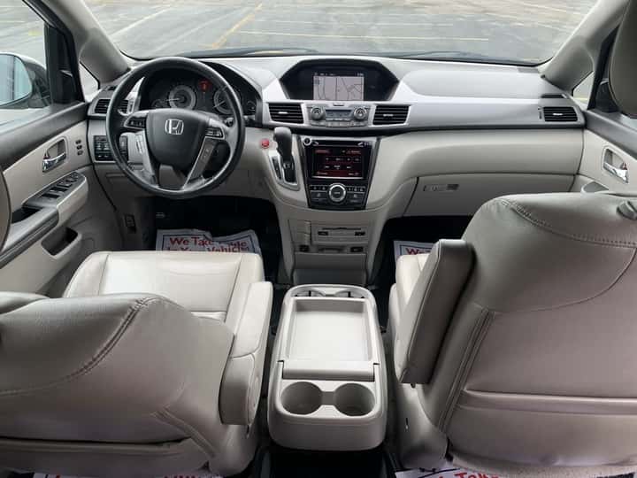 2015 Honda Odyssey 13