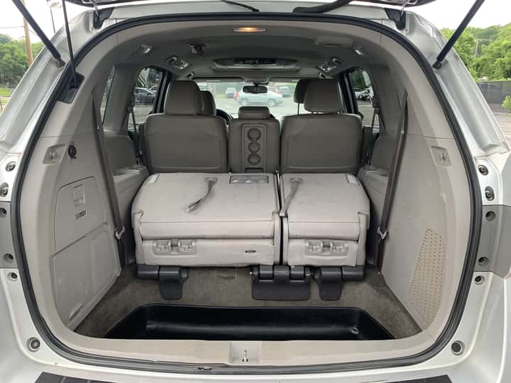 2015 Honda Odyssey 14