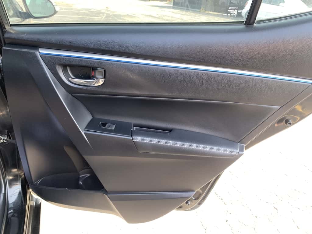 2016 Toyota Corolla 14