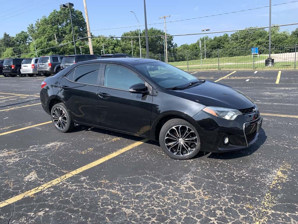 2016 Toyota Corolla 2