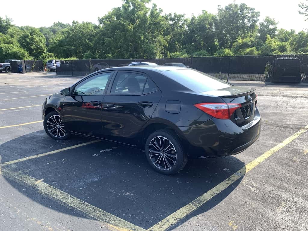 2016 Toyota Corolla 4