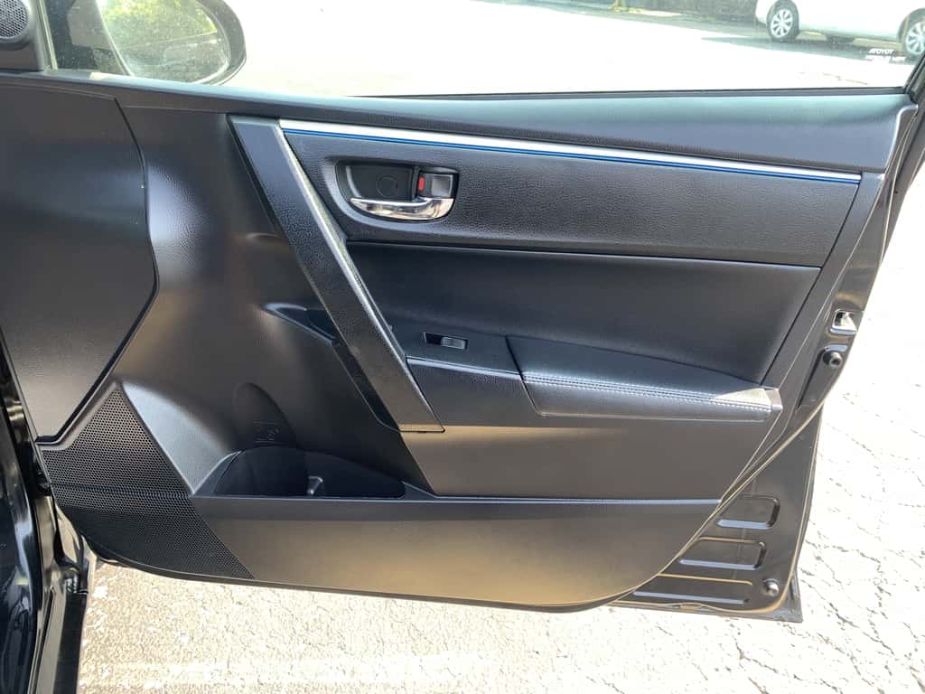 2016 Toyota Corolla 10