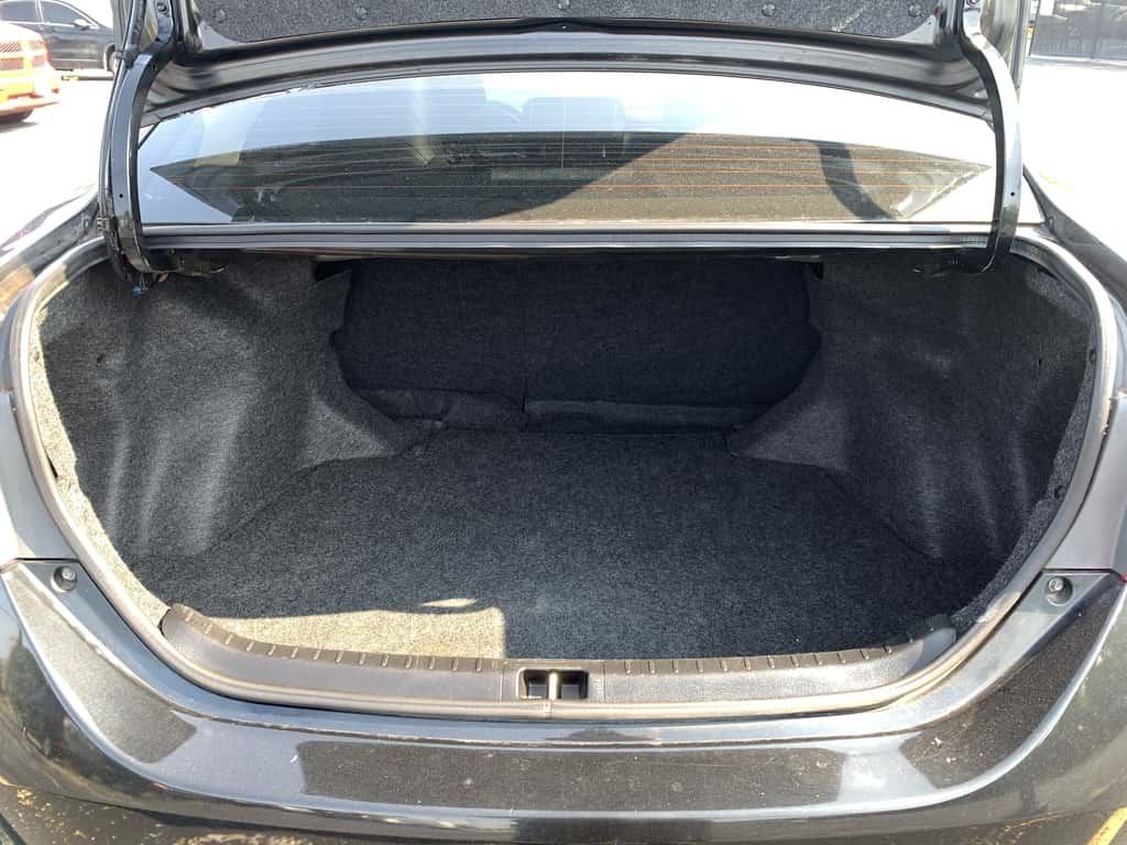 2016 Toyota Corolla 17