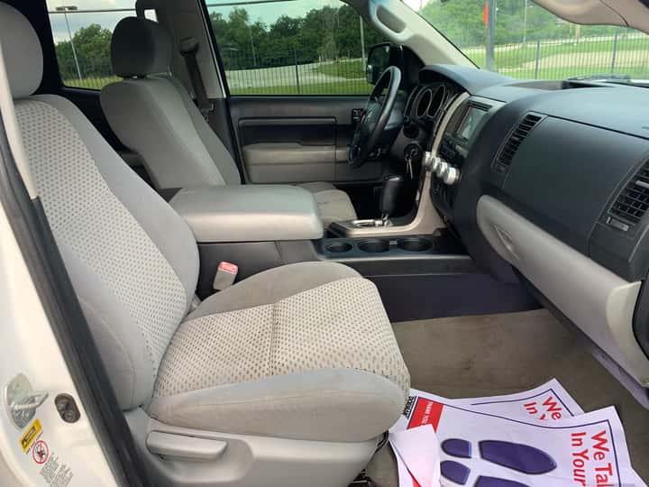 2010 Toyota Tundra 11