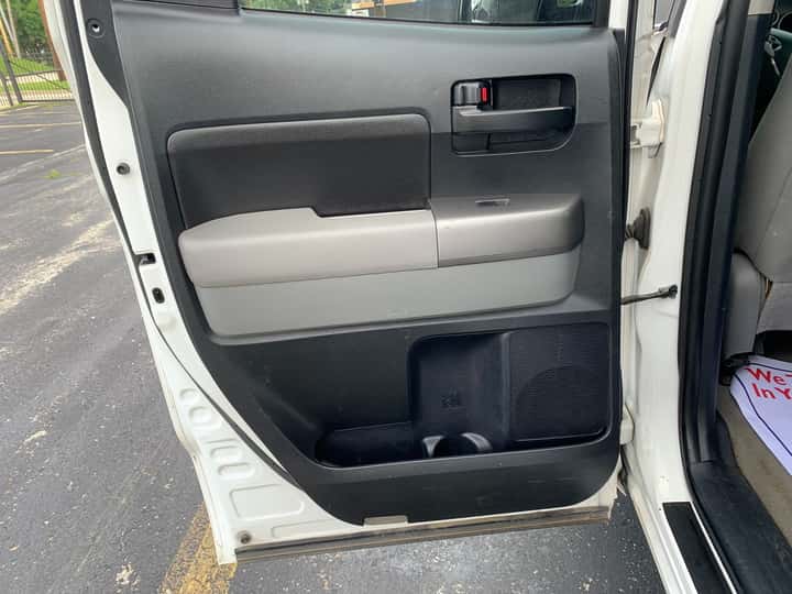 2010 Toyota Tundra 12