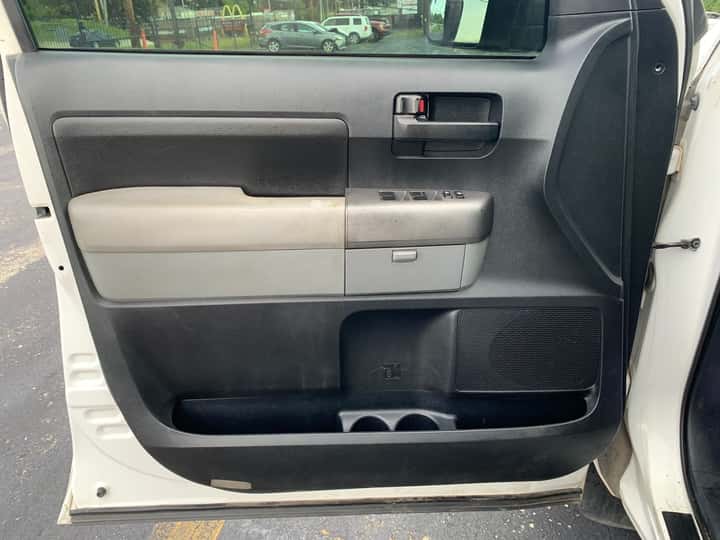 2010 Toyota Tundra 6