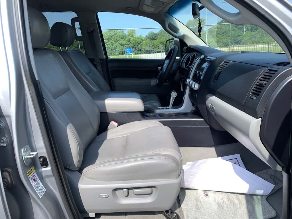 2007 Toyota Tundra 11