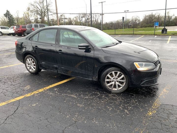 2011 Volkswagen Jetta 2