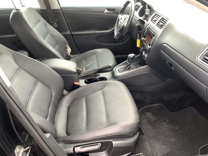 2011 Volkswagen Jetta 11