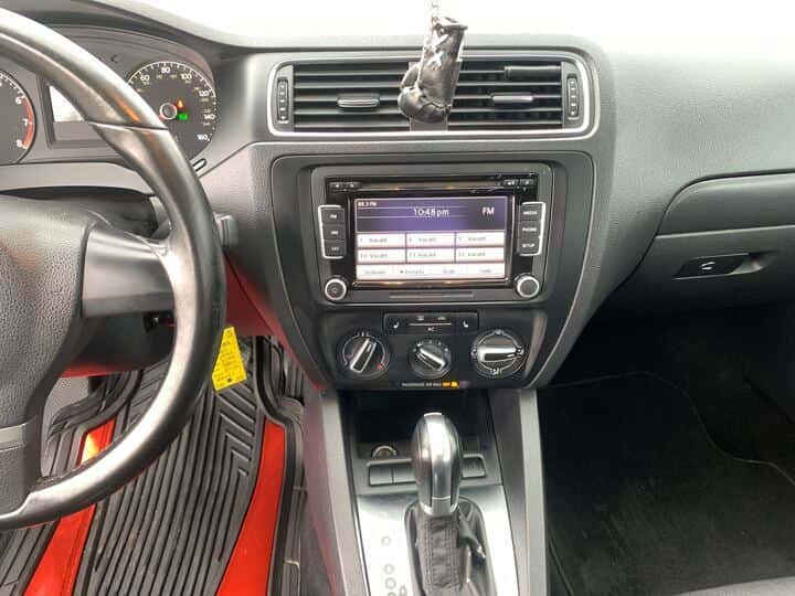 2011 Volkswagen Jetta 9