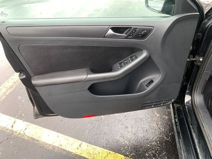 2011 Volkswagen Jetta 6