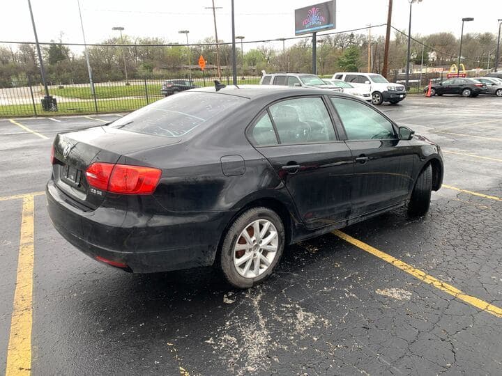 2011 Volkswagen Jetta 3