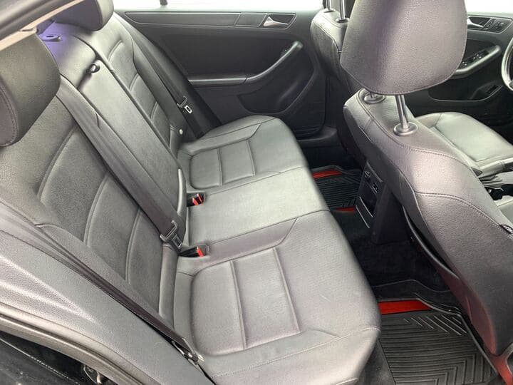 2011 Volkswagen Jetta 15