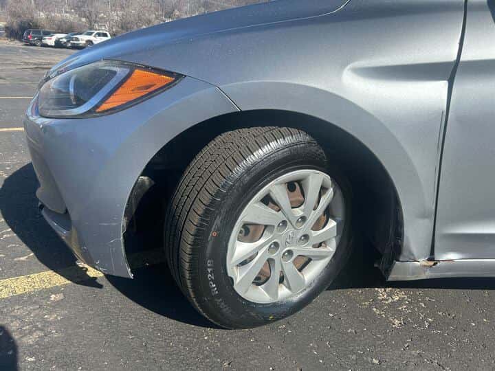 2017 Hyundai Elantra 5