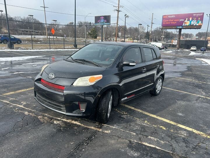 2008 Scion xD 1