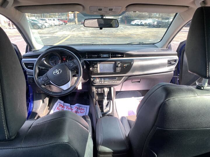 2015 Toyota Corolla 15