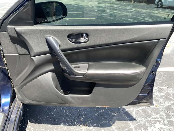 2014 Nissan Maxima 10