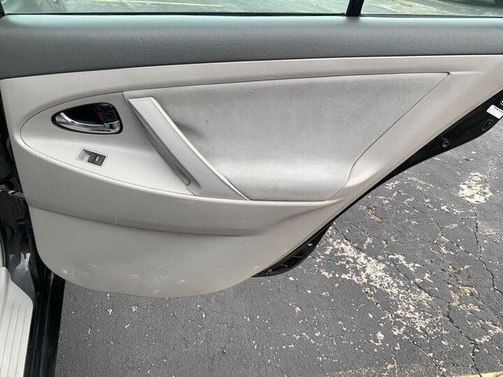 2010 Toyota Camry 12