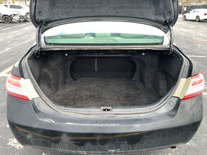 2010 Toyota Camry 14
