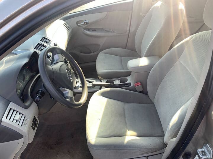 2010 Toyota Corolla 7