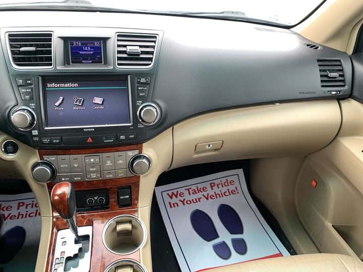 2012 Toyota Highlander 10