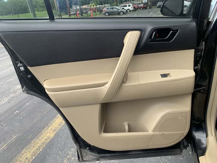 2013 Toyota Highlander 12