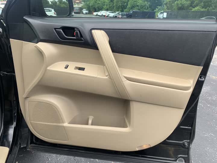 2013 Toyota Highlander 10