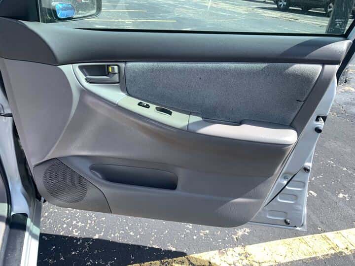 2007 Toyota Corolla 11
