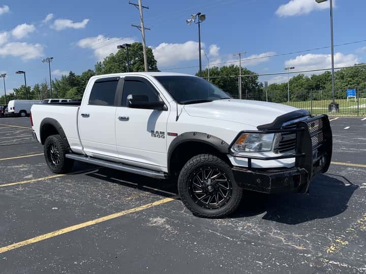 2016 RAM 1500 2