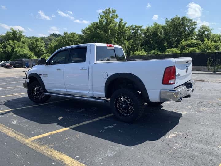 2016 RAM 1500 4