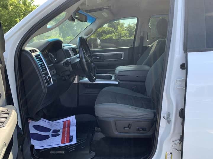2016 RAM 1500 7