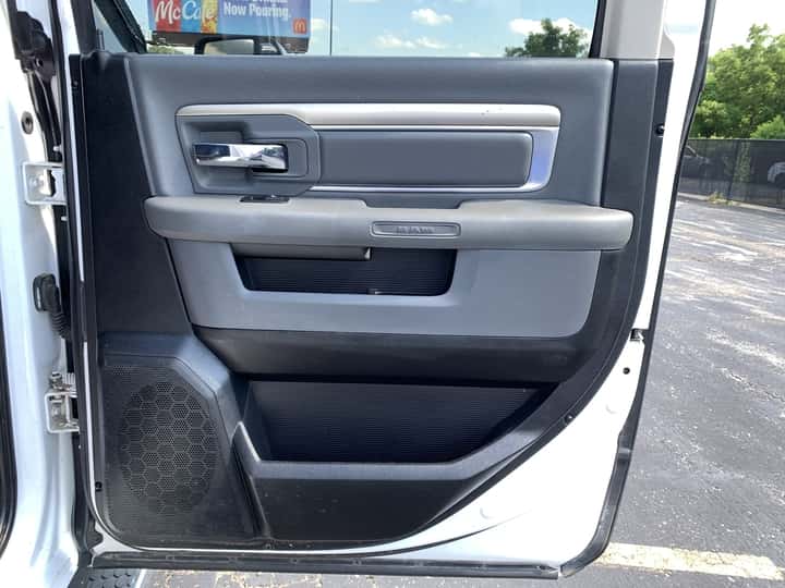 2016 RAM 1500 14