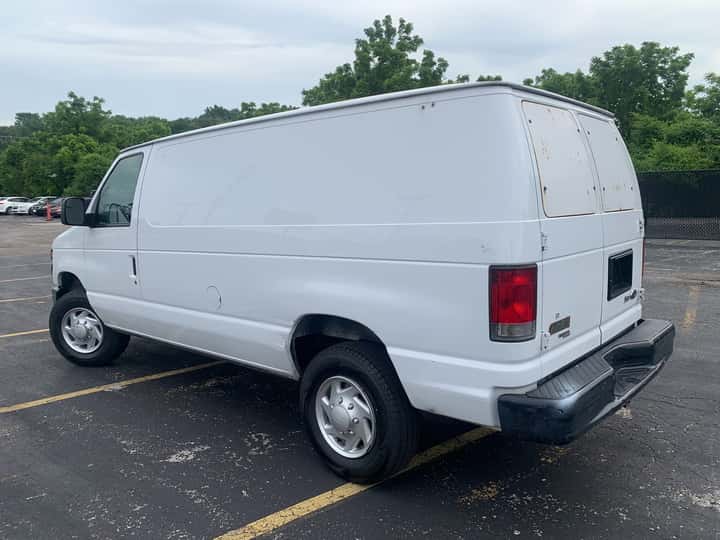 2014 Ford E-Series Van 4