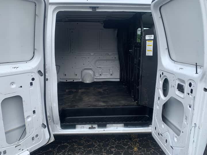 2014 Ford E-Series Van 12
