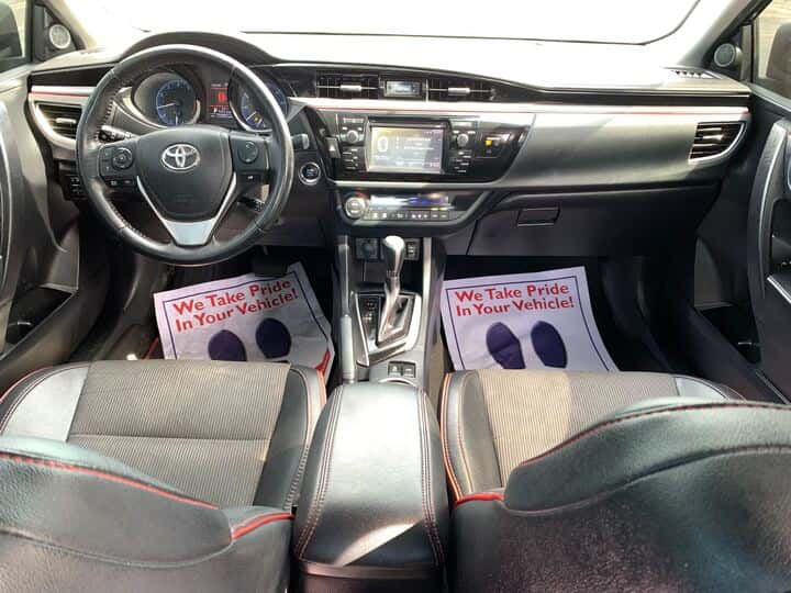 2016 Toyota Corolla 15