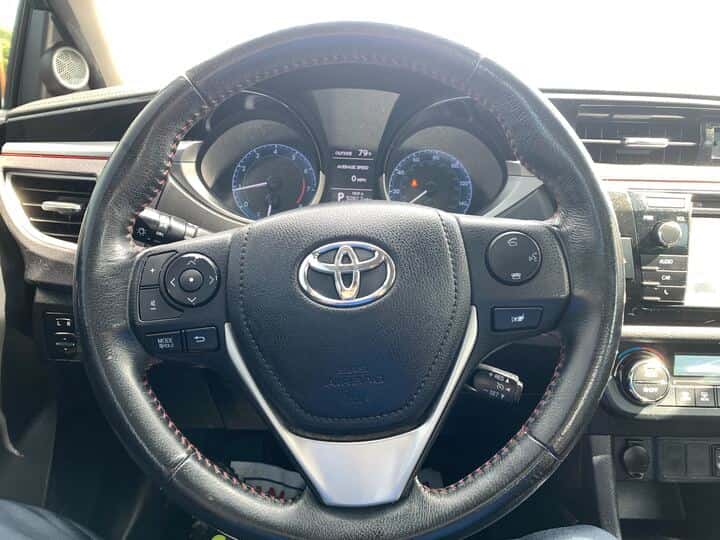 2016 Toyota Corolla 8