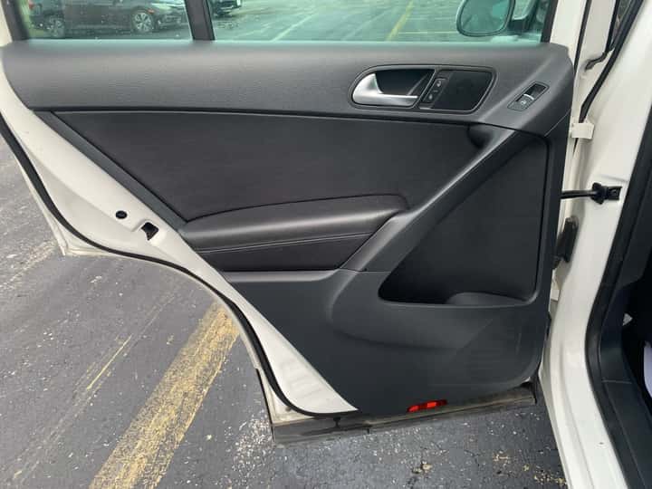 2013 Volkswagen Tiguan 12
