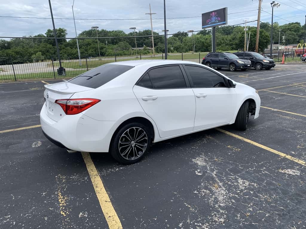 2016 Toyota Corolla 3