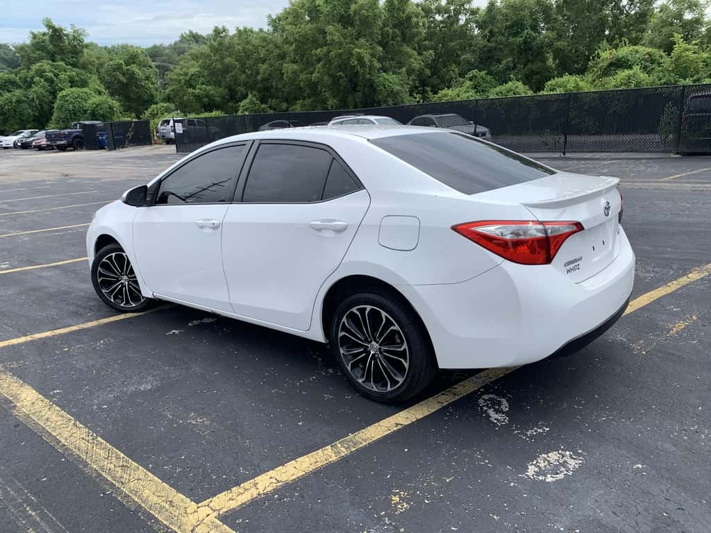 2016 Toyota Corolla 4