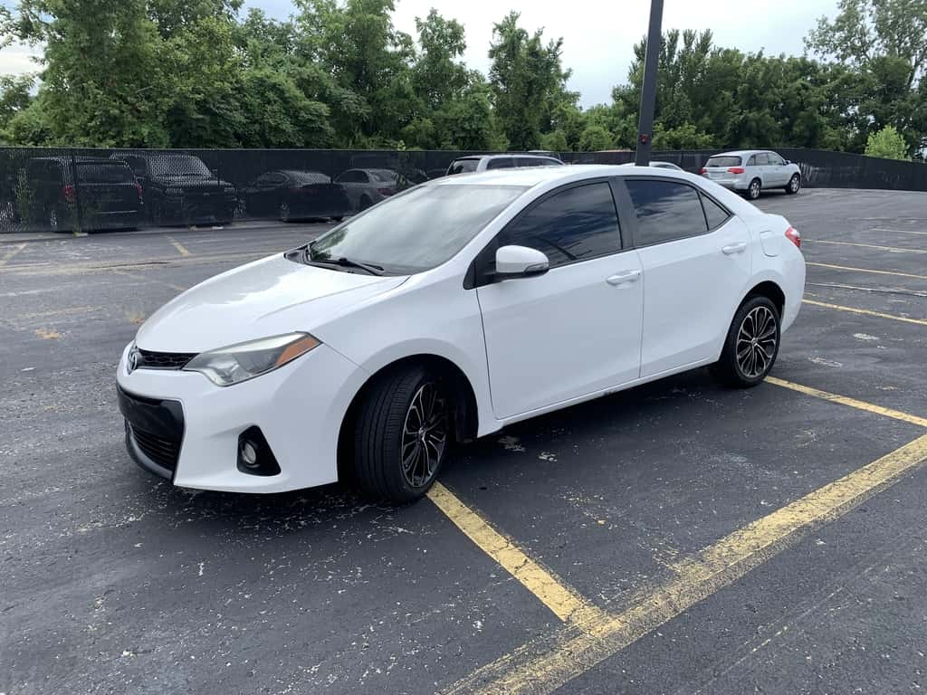 2016 Toyota Corolla 1