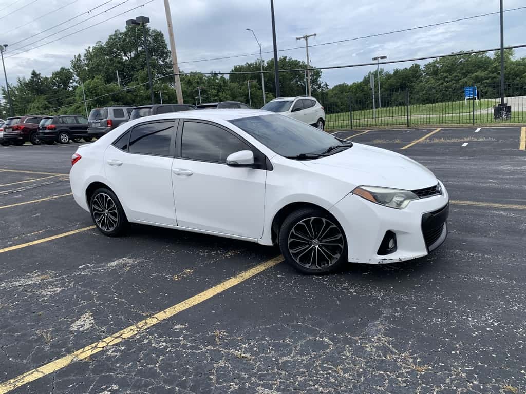 2016 Toyota Corolla 2