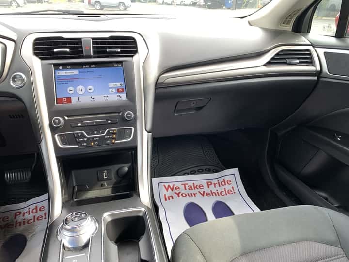 2017 Ford Fusion 9