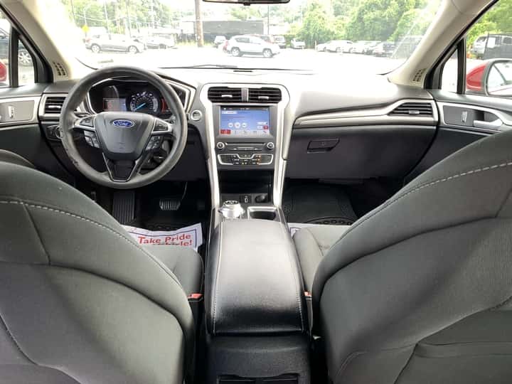 2017 Ford Fusion 16