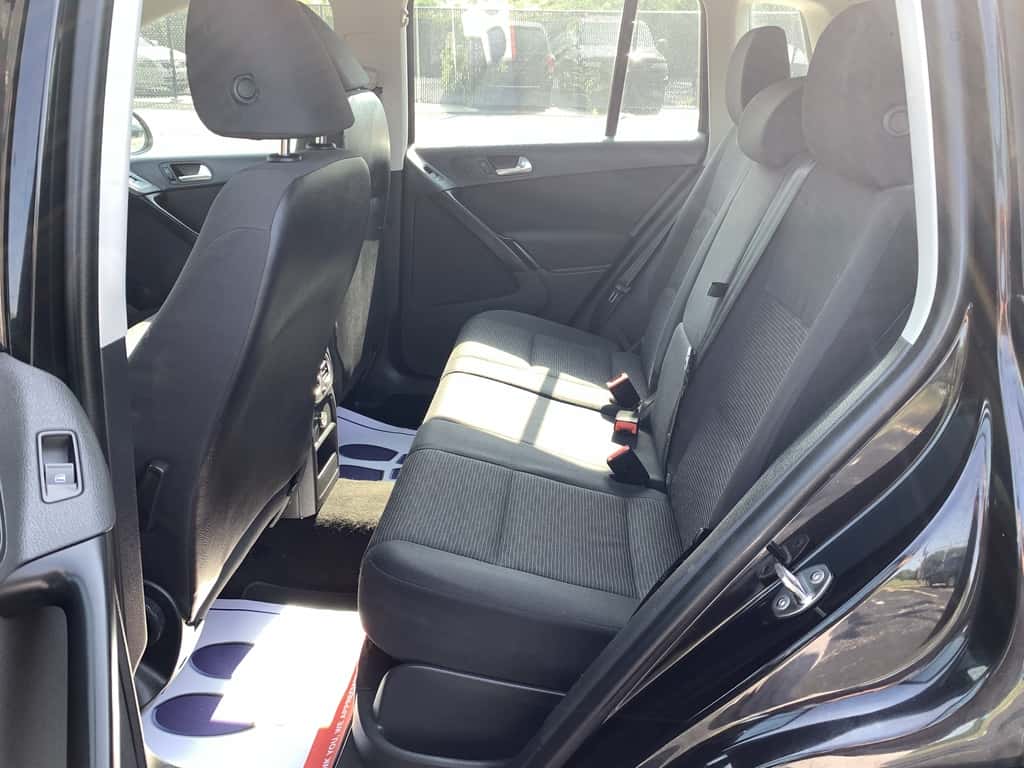 2015 Volkswagen Tiguan 11