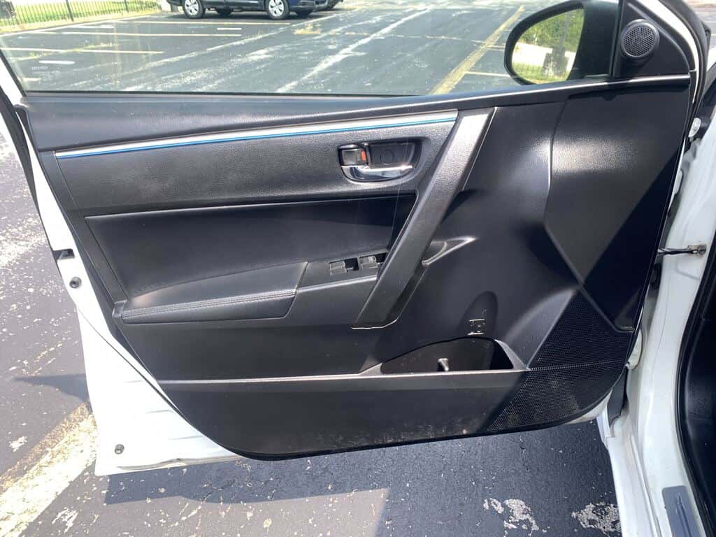 2015 Toyota Corolla 6