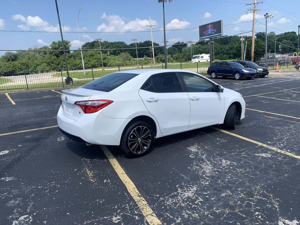 2015 Toyota Corolla 3