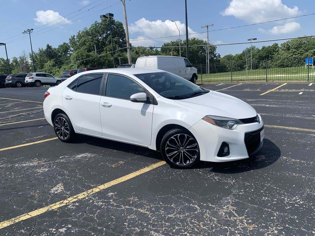 2015 Toyota Corolla 2