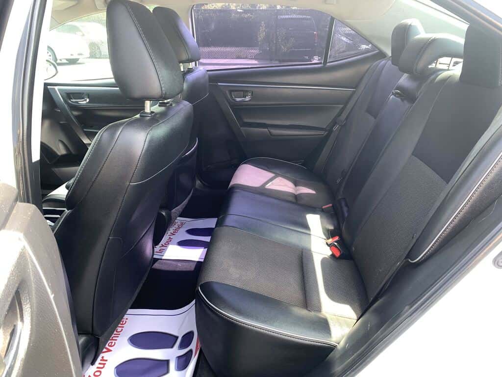 2015 Toyota Corolla 11