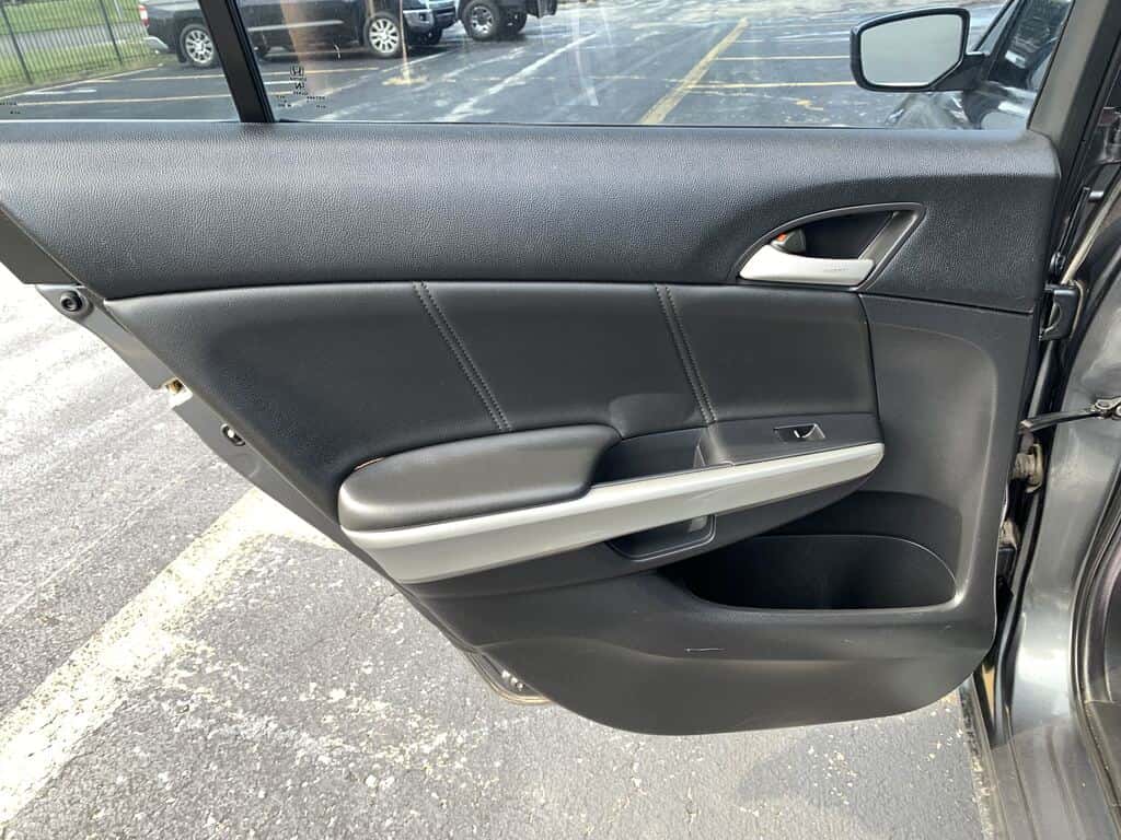 2010 Honda Accord 12